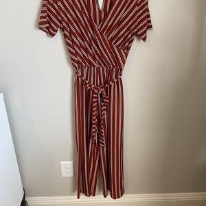 Cropped jumpsuit. Burnt orange.